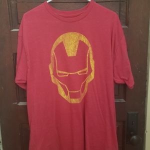 Men's x large avengers r shirt